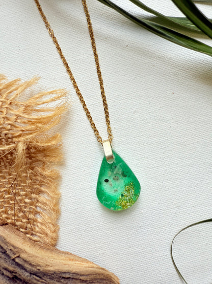Manasota Key Beach Gold Resin Shell Necklace